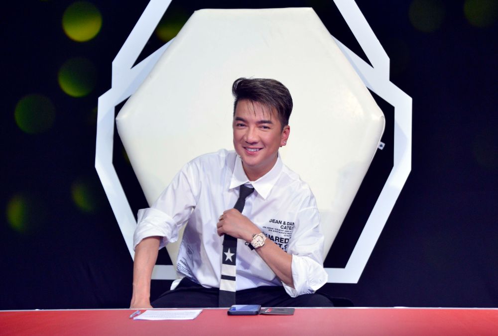 Đàm Vĩnh Hưng – Phi Nhung trên ghế nóng: Đầu giờ thân thiết, cuối giờ tranh luận nảy lửa