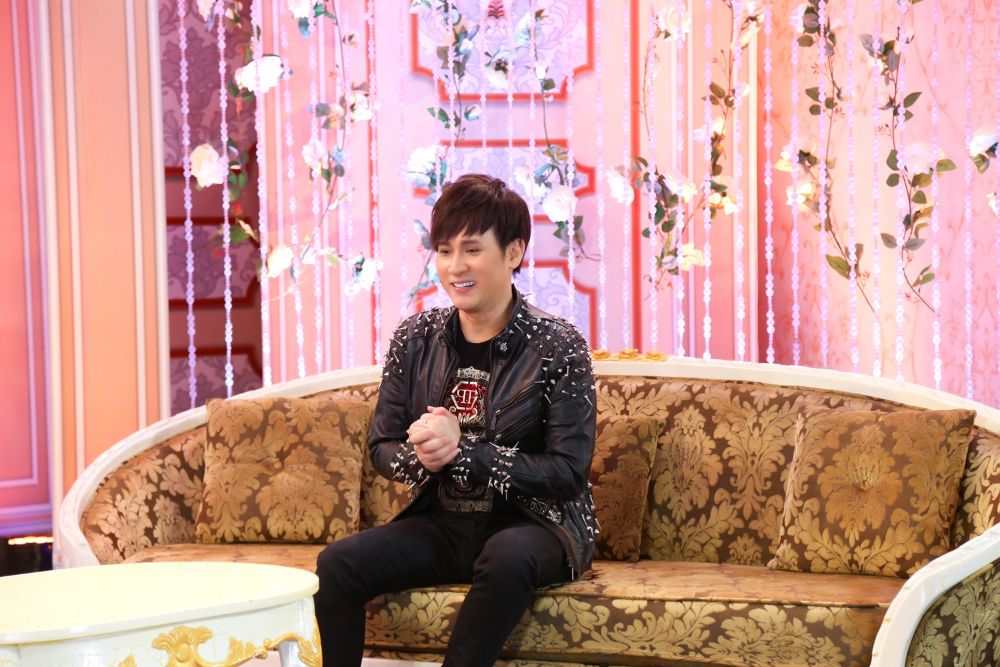 Nguyên Vũ thú nhận từng hát “thấy ghê”, vẻ ngoài đẹp trai chính là “vũ khí” chinh phục khán giả