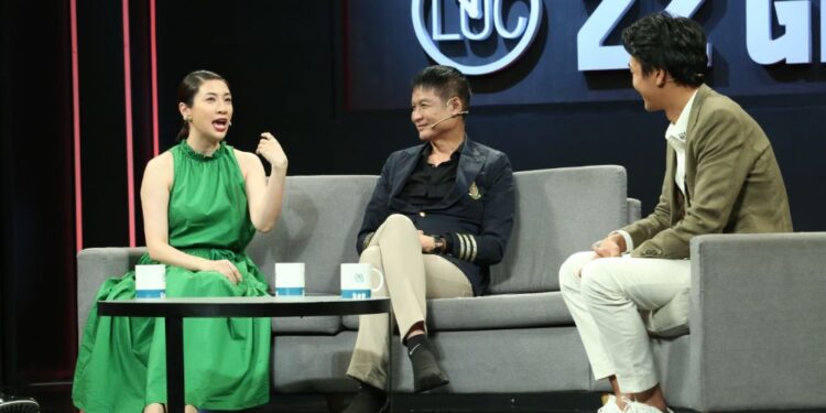 Ca sĩ Pha Lê bật khóc nức nở chỉ vì câu nói này của Lê Hoàng