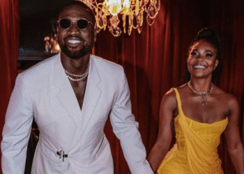 Những khoảnh khắc đẹp của thời trang khi nhiều sao Quốc tế diện thiết kế CONG TRI