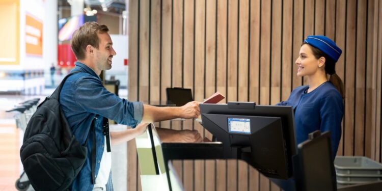 ASUS ra mắt  ExpertCenter AiO – Loạt máy tính All-in- One tối ưu cho DN  và người dùng gia đình