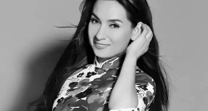 Phi Nhung qua đời sau hơn 1 tháng mạnh mẽ chiến đấu với Covid-19