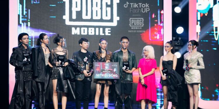 Gala Night TikTok FashUP 2021 chính thức tìm ra 4 quán quân thời trang mới trên nền tảng TikTok