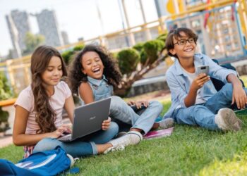 ASUS giới thiệu chương trình trải nghiệm sản phẩm ASUS BR1100F