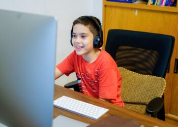 Thân thế bất ngờ của Rapper gốc Việt 9 tuổi