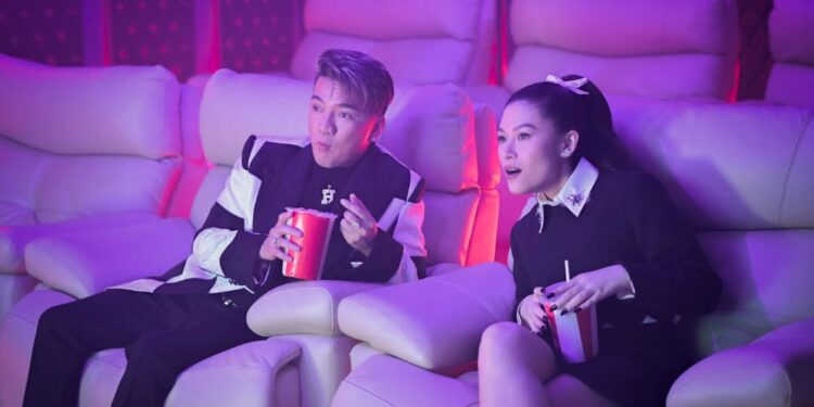 Mr Đàm quay MV tại căn hộ tiền tỷ của Ngọc Thanh Tâm