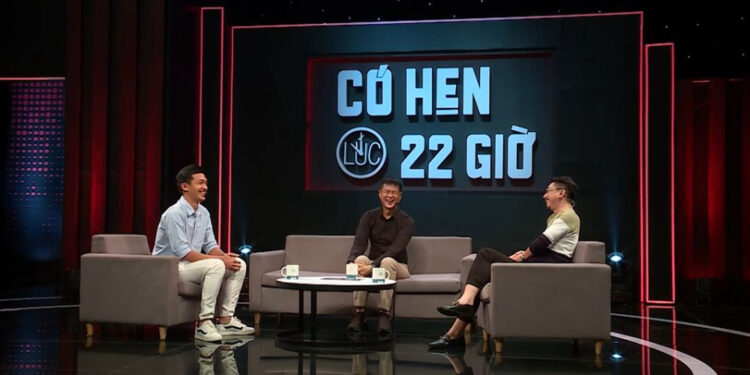 Hứa Minh Đạt chia sẻ hay bị Lâm Vỹ Dạ ghen tuông vô cớ kể cả lúc được tặng quà