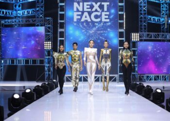 KIỀU LOAN XUẤT HIỆN BÙNG NỔ CÙNG TEAM LƯƠNG THUỲ LINH MỞ MÀN ĐÊM CHUNG KẾT THE NEXT FACE VIETNAM 2021