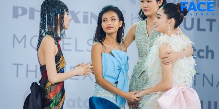 Team Lương Thùy Linh cực cuốn hút với phong cách disco trong The Next Face Vietnam 2021