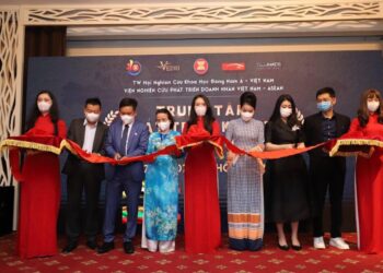 Đạo diễn Huỳnh Tuấn Anh chính thức trở thành phó giám đốc trung tâm Phát triển Kinh tế và Văn hóa ASEAN