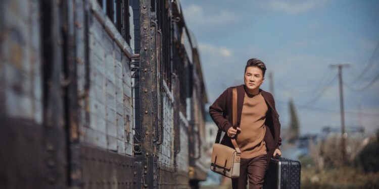 Vừa ra MV mới, Đàm Vĩnh Hưng đã bị fan bình luận: “Anh ác quá”!