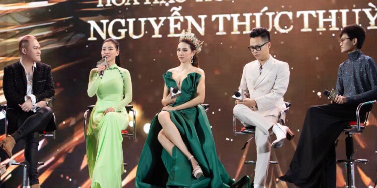 Sự kiện chào đón Tân Hoa hậu Hòa bình Quốc tế 2021 Nguyễn Thúc Thùy Tiên tại TP.HCM