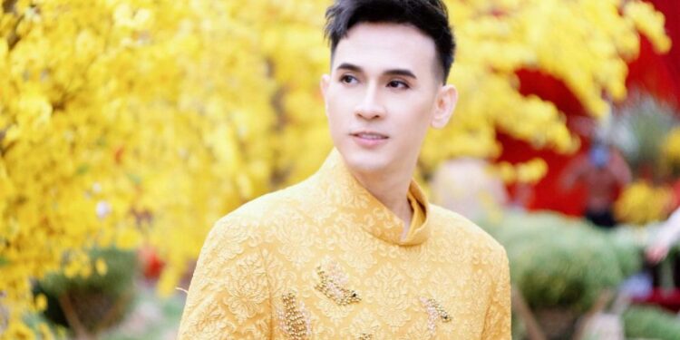 Ca sĩ Nguyên Vũ ra MV về người xa quê mong Tết đoàn viên