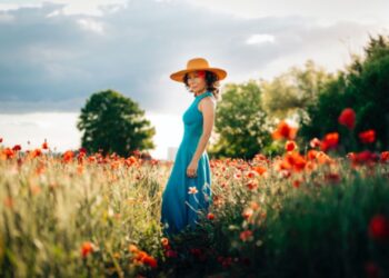 Nhà mốt Mr Crazy & Lady Sexy sắp trình làng bộ sưu tập mới ngay đầu năm 2022