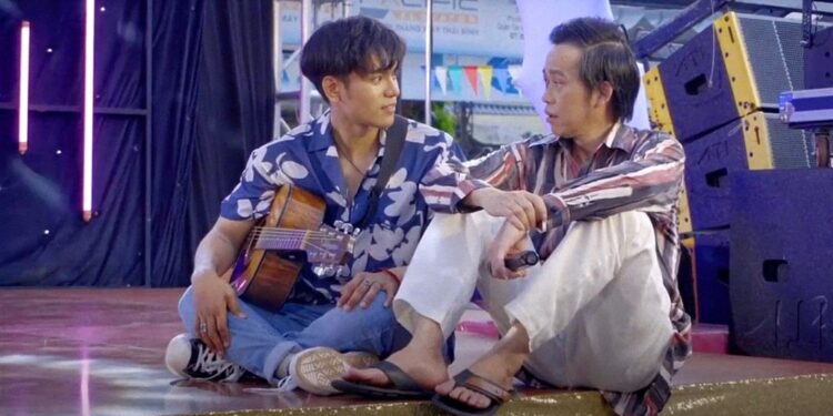 SSAY HUỲNH LÊN TIẾNG VỀ NHỮNG LÙM XÙM XOAY QUANH MV TẾT CÙNG NS HOÀI LINH