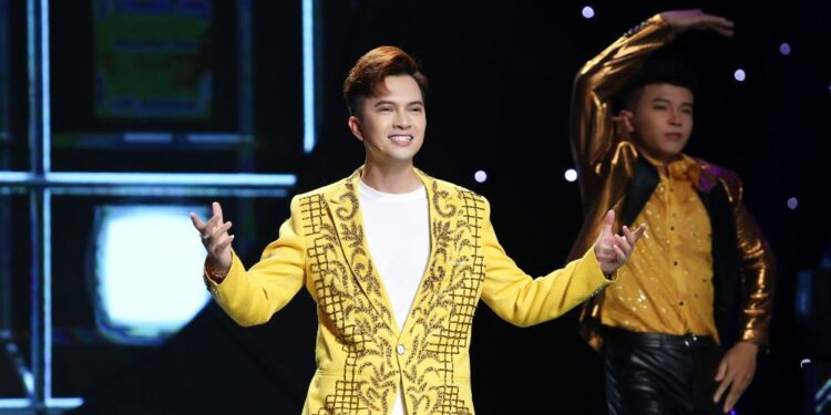 Nam Cường đầu tư ekip “khủng” để viết nên cuốn phim cuộc đời mình