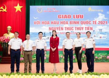   Hoa hậu Thùy Tiên tri ân ngành y nhân dịp kỷ niệm ngày Thầy thuốc Việt Nam