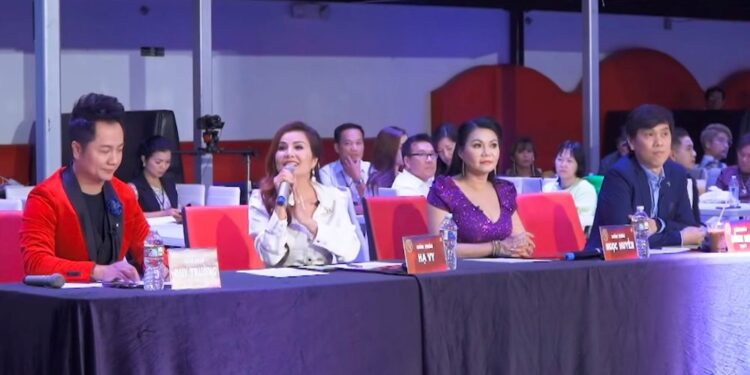 Hồng Đào và Hoài Tâm đảm nhận vai trò MC duyên dáng cuộc thi hát “Ngôi sao Bolero”