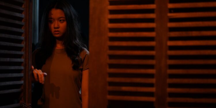 Giật mình thon thót với các cảnh kinh dị của “Bóng Đè”, đến Diệu Nhi lẫn Quang Tuấn đều bị ám ảnh