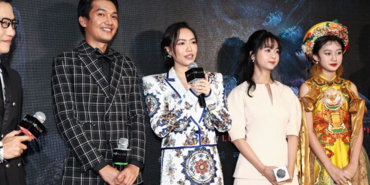 Dàn sao Việt đình đám tỏa sáng trên thảm đỏ “Bóng đè” của đạo diễn Lê Văn Kiệt