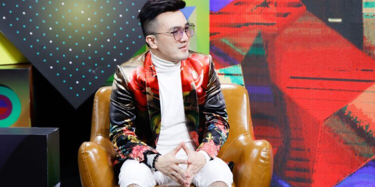 Dương Ngọc Thái ca sĩ làm nhiều LiveShow nhất Việt Nam