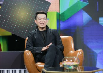 Hồ Trung Dũng xúc động khi nhắc về người mẹ quá cố trên sóng truyền hình