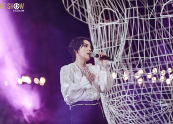 Vũ Cát Tường đưa khán giả đi qua nhiều cung bậc cảm xúc tại Summer Concert