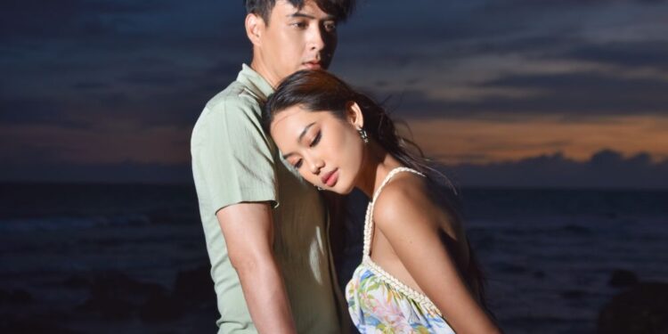 Hồ Quang Hiếu hết lời khen ngợi “bản sao Thư Kỳ”