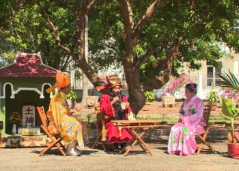 Vặn một con ốc phải tập 6 tháng, người đàn ông khuyết tật vẫn theo đuổi nghề sửa điện cơ