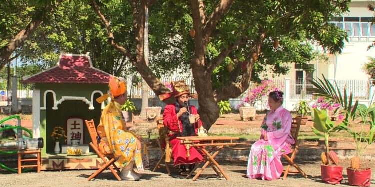 Vặn một con ốc phải tập 6 tháng, người đàn ông khuyết tật vẫn theo đuổi nghề sửa điện cơ