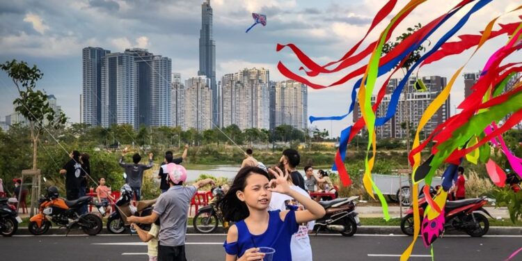 Hành trình nghiên cứu những điểm mới lạ cùng “Bậc Thầy Điện Ảnh” thông qua ống kính của Xiaomi 12 Series