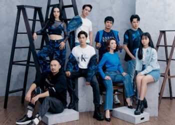 Không còn đối đầu, Thu Trang – Tiến Luật lại “tình bể tình” trong bộ ảnh mới chụp cùng dàn sao Nghề Siêu Dễ