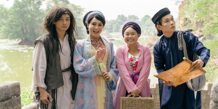 Huỳnh Lập mang Hoàng hậu họ Huỳnh trở lại YouTube, gây bão bình luận trên mạng xã hội