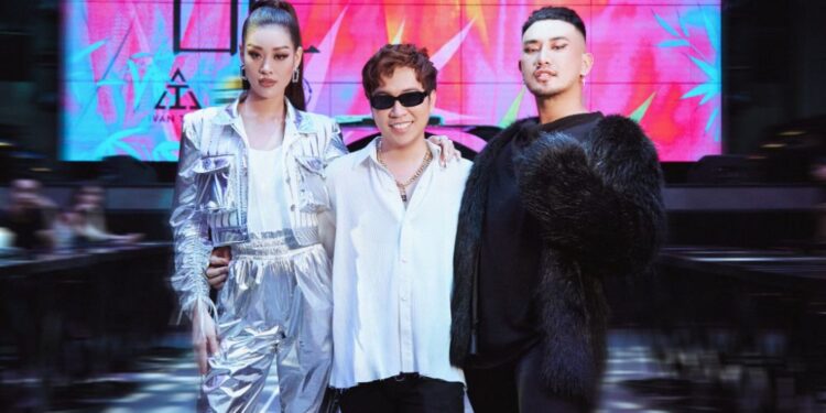 Hoa hậu Khánh Vân cá tính ngồi ghế giám khảo casting thời trang