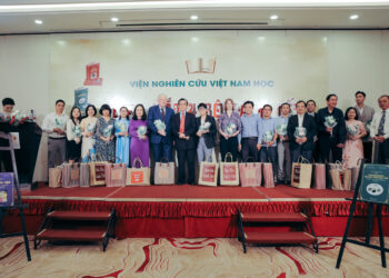 Chân dung văn hoá truyền thống về Tết của Việt Nam trong “Bốn bộ sách Tết”