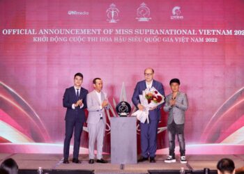 CHỦ TỊCH MISS SUPRANATIONAL ĐẾN VIỆT NAM THAM GIA KHỞI ĐỘNG HOA HẬU SIÊU QUỐC GIA VIỆT NAM 2022