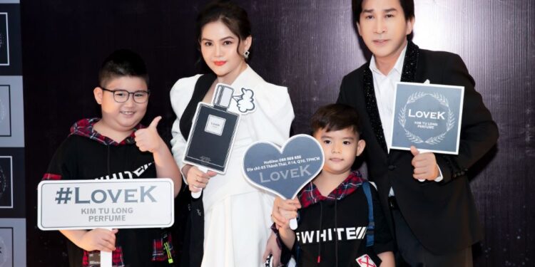 Nghệ sĩ Kim Tử Long chính thức trở thành ông chủ thương hiệu nước hoa mang tên mình