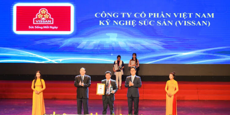Công ty Cổ phần Việt Nam Kỹ nghệ Súc sản được vinh danh Top 10 “Thương hiệu Việt Nam ưu tiên tin dùng” năm 2022