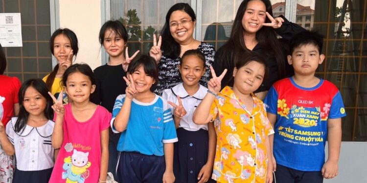 Sàn tập đặc biệt của chương trình thời trang Walking On The River