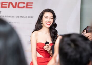 Á hậu Thúy Vân được nhà chồng ủng hộ hết lòng khi làm giám khảo 