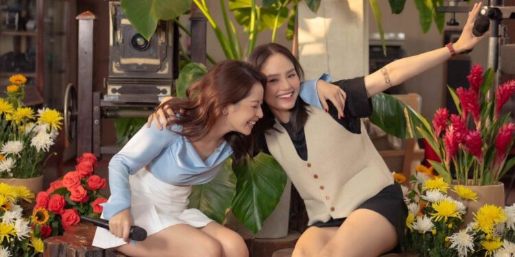 Miu Lê và Chi Pu lần đầu tiên kết hợp, netizen: Tưởng không hợp mà hợp không tưởng