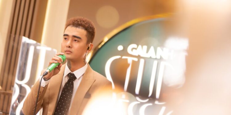 Đạt G từng khiến người khác xa cách vì những hình xăm trên cơ thể