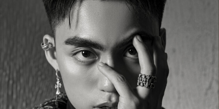 MONO tiếp tục phát hành bản full album đầu tay mang tên 22