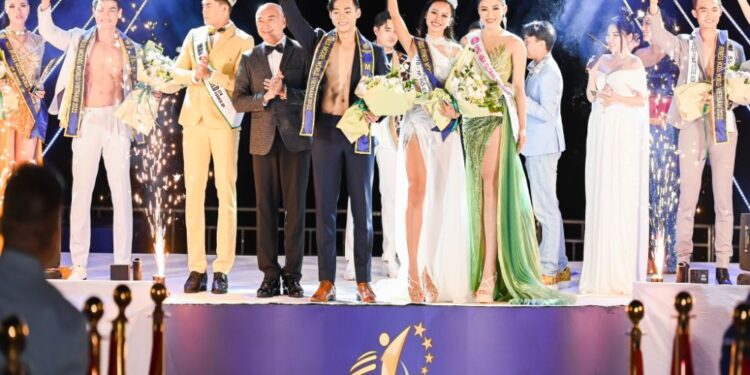 Kim Minh Sơn – Diễm My xuất sắc đăng quang Quán quân Fitness Model World Vietnam 2022