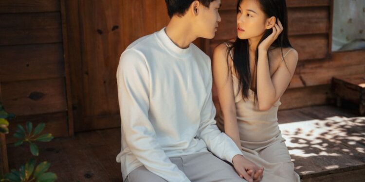 Only C “nhá hàng” ca khúc mới, lại thêm một bản ballad buồn “lụi tim” sau Đau Để Trưởng Thành 