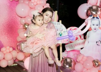 Gia đình sao Việt đến chúc mừng sinh nhật con gái Thu Thuỷ