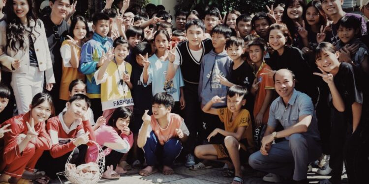 MỪNG MỘT THẬP KỶ CỦA SKY, SƠN TÙNG M-TP CÓ CHUỖI HOẠT ĐỘNG ĐẦY Ý NGHĨA VỚI HÀNH TRÌNH “DREAMS IN THE SKY”