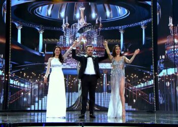 “Bà trùm Hoa hậu” Phạm Kim Dung “ẵm trọn” vương miện và sash tại Miss Grand International 2023