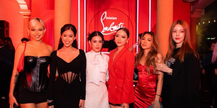 Tiết lộ ký ức năm 13 tuổi của Tiên Nguyễn và đôi giày đế đỏ