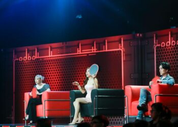 Trang Pháp phát hiện được ‘sức mạnh toàn năng’